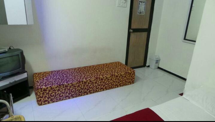 New Metro Guest House Mumbai Exterior photo